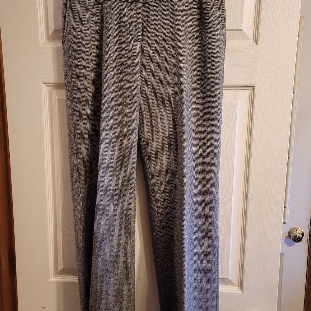 Ann Taylor LOFT Black/white herringbone